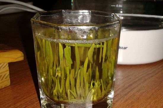 冷泡茶用什么茶葉最好，什么樣的茶適合冷泡？
