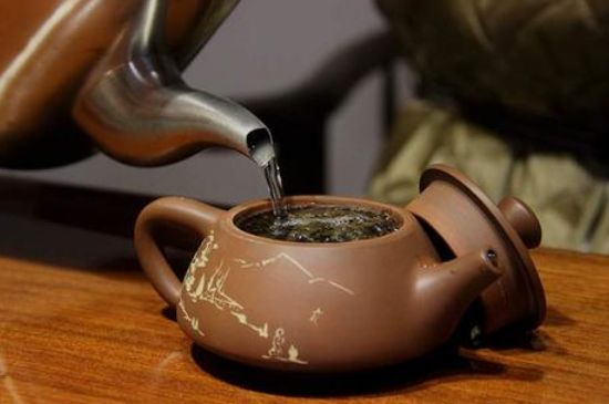 各類(lèi)茶的注水方式，不同的茶泡茶時(shí)怎么注水