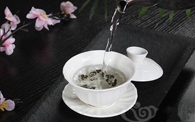 三才蓋碗的正確拿法，三才蓋碗抓碗法圖解