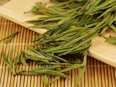 安吉白茶的功效與作用，簡單概括安吉<a href=http://www.mrakjxw.com/fenlei/baicha/ target=_blank class=infotextkey>白茶功效</a>