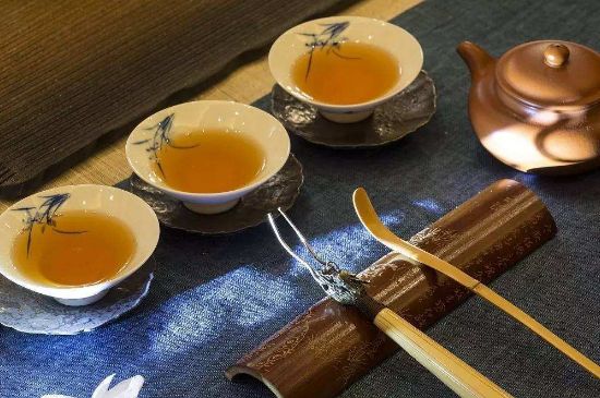 哪些茶適合泡功夫茶，功夫茶應(yīng)該配什么茶葉