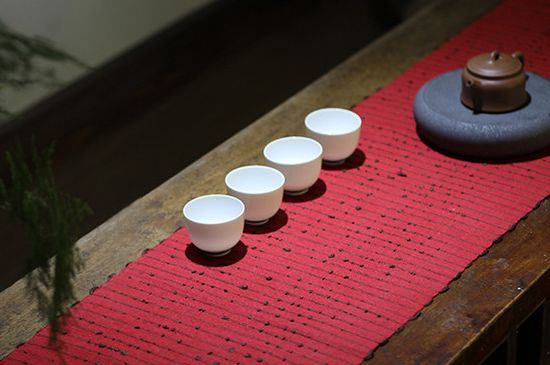 喝茶茶桌上的禮儀有哪些，泡茶待客十大禮儀不可不做！