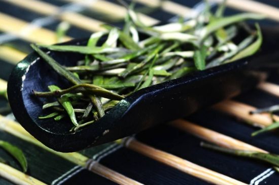 老茶和新茶哪個好，老茶好喝還是新茶好喝