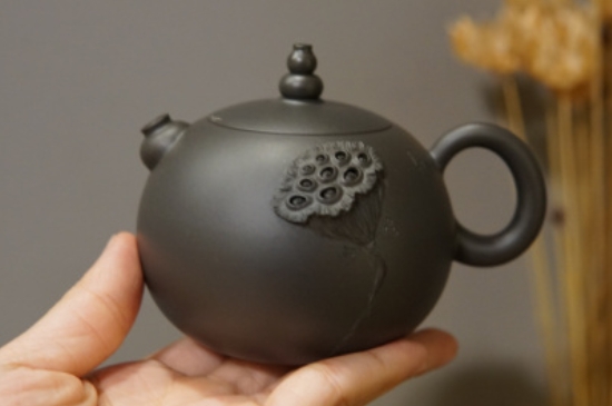 廣西欽州坭興陶可以泡多種茶嗎，坭興陶是一壺一茶嗎?