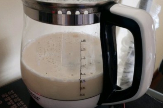 煮茶器和養(yǎng)生壺有什么區(qū)別，養(yǎng)生壺跟煮茶器哪個(gè)實(shí)用好用？