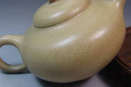 一把真正的本山綠泥壺最低多少錢，什么價格能買到本山綠泥紫砂壺？