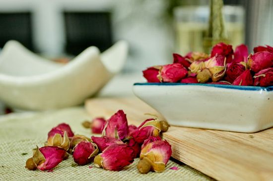 干玫瑰花泡水放幾顆，玫瑰花泡水一次放幾朵？