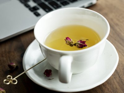 玫瑰花茶能豐胸嗎，天然豐胸花茶