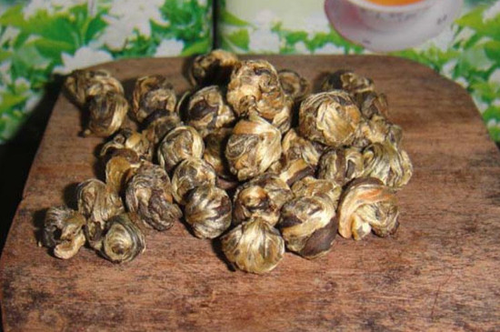 茉莉龍珠一次泡幾顆，茉莉龍珠一一杯放幾顆