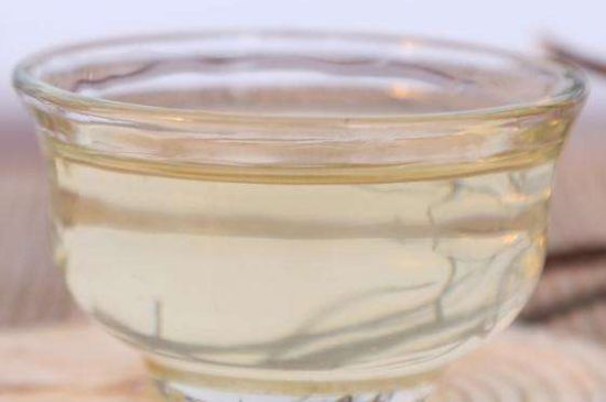 茉莉龍珠什么季節(jié)喝，夏天適合喝茉莉龍珠茶