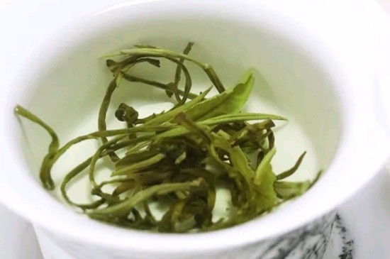 茉莉香珠跟龍珠有什么區(qū)別嗎，茉莉龍珠和茉莉香珠那個好？