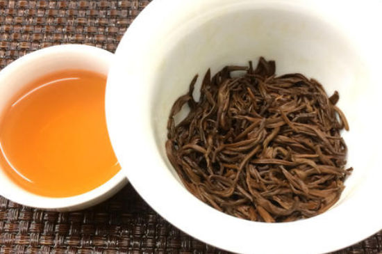 新茶和陳茶的區(qū)別，新茶和陳茶的介紹