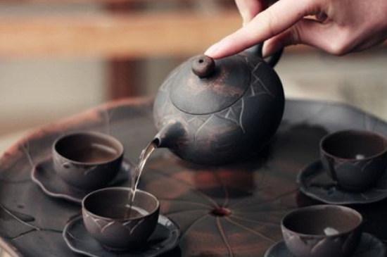 坭興陶主要泡什么茶，廣西坭興陶壺適合泡哪些茶？