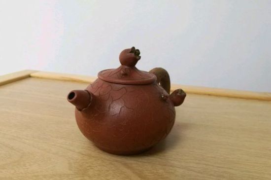 朱泥紫砂壺如何開(kāi)壺，朱泥壺日常泡茶養(yǎng)護(hù)