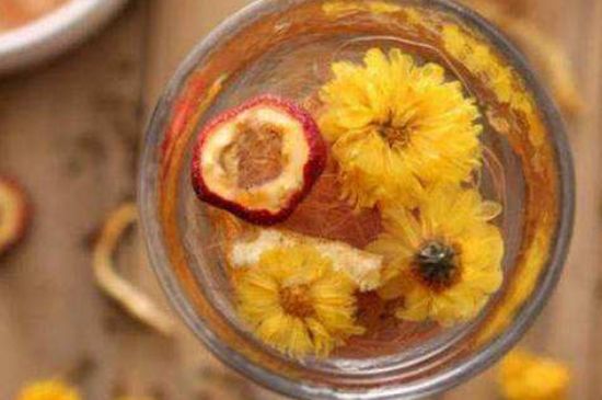 祛濕氣雙花茶，喝什么花茶祛濕氣排毒養(yǎng)顏