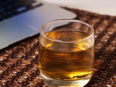 女孩喝茉莉茶的好處，茉莉花茶女生喝好嗎？