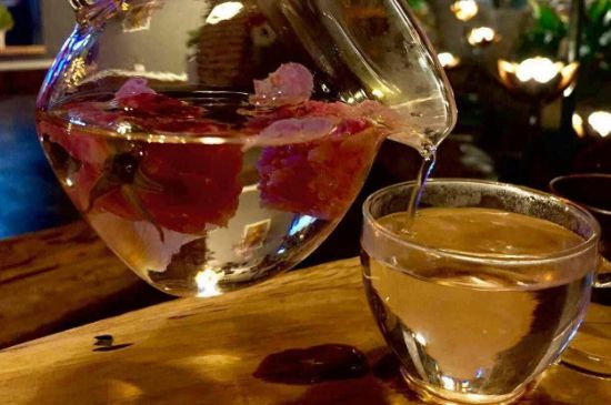 好玫瑰花茶多少錢(qián)一斤啊，玫瑰花茶價(jià)格多少錢(qián)合理？