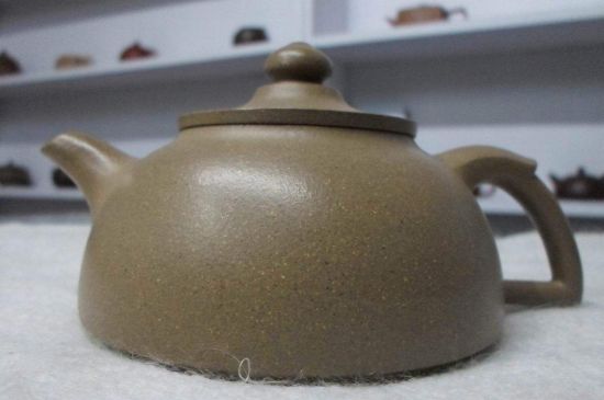 紫砂壺密密麻麻黑點(diǎn)，布滿了很多小黑點(diǎn)的紫砂好嗎