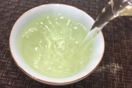 什么茶葉喝起來超級香，什么茶泡出來滿屋濃香?