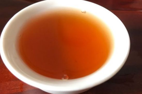 正山小種喝起來苦澀有點酸對嗎，正山小種發(fā)酸有害嗎