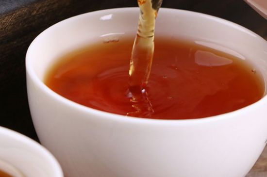 正山小種對(duì)胃好嗎，正山小種養(yǎng)胃還是傷胃