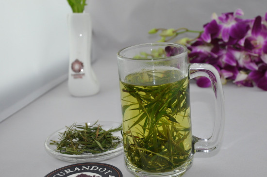 竹葉青茶泡不立起來怎么回事，竹葉青茶怎么泡立起來