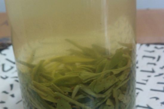 碧螺春為什么泡水渾濁，碧螺春茶葉泡水感覺很臟是混濁的