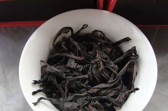 大紅袍四大品種有哪些，大紅袍的種類和著名品種特點(diǎn)介紹