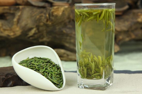 竹葉青和雀舌哪個貴，竹葉青茶貴嗎？