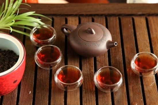 飯后多長(zhǎng)時(shí)間喝六堡茶最好，六堡茶一天喝多少