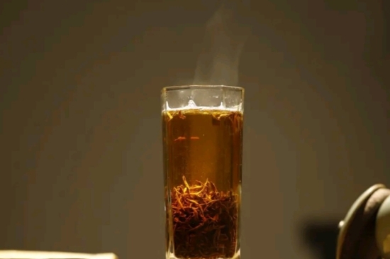 一天3杯紅茶抗癌，常飲紅茶對身體有好處！