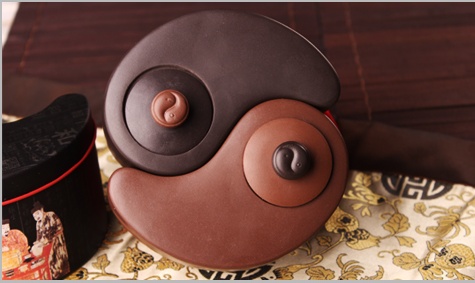 太極陰陽紫砂壺，創(chuàng)意格紫砂壺